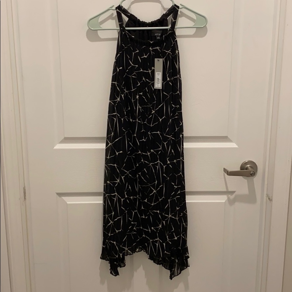 New with tags. Pleated APT.9 black dress